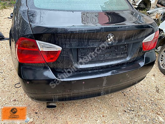 BMW E90 ORJINAL ÇIKMA ARKA TAMPON