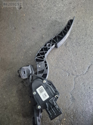 2024 MODEL İ20 1.4 GAZ PEDALI