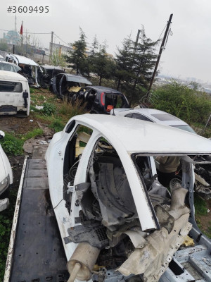 RENAULT CLİO 4 KASA KUPA HATASIZ BOYASIZ ORJINAL