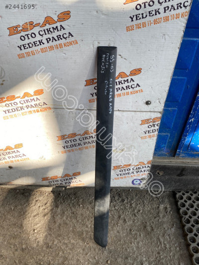 TOYOTA AVENSİS ÇIKMA SOL ARKA KAPI ÇITASI 1999-2003