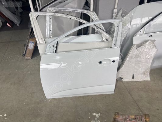 Megane 4 sol ön kapı hatasız beyaz