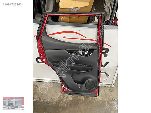 2018 Nissan QashQai için Uyumlu Sağ Ön Kapı - Oto Çıkm
