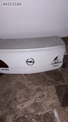 Astra j bagaj kapağı sedan beyaz hatasız