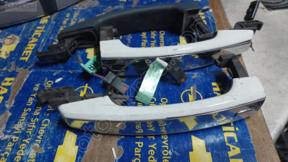 Opel İnsignia Makyajlı Çıkma Dış Kapı Kolu