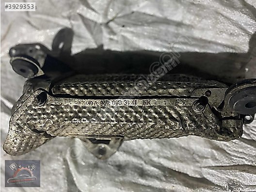 MERCEDES OM642 MOTOR HAVA FİLTRE TUTUCU SAĞ ORJ. A6420903141
