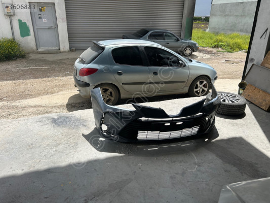 Corolla ön tampon çıkma