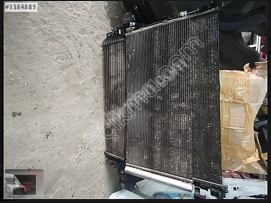 RENAULT MASTER 3 RADYATOR ORJİNAL ÇIKMA