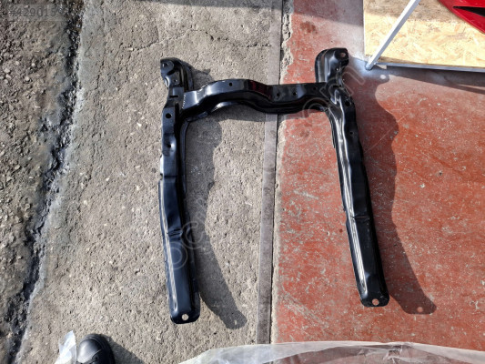 ÖZMEN OPEL VECTRA A ÖN TRAVERS ALT MOTOR BEŞİĞİ BEŞİK