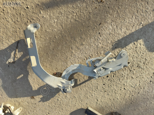Mercedes w205 sol kaput menteşesi