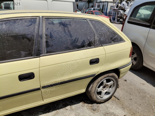 Opel Astra F Çıkma Sol Arka Kapı