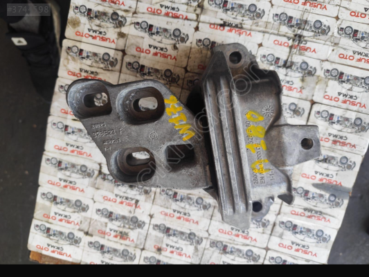 MERCEDES A180 ÇIKMA MOTOR KULAĞI