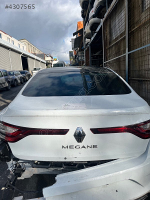 RENAULT MEGANE 4 SÖKME HATASIZ ARKA BAGAJ