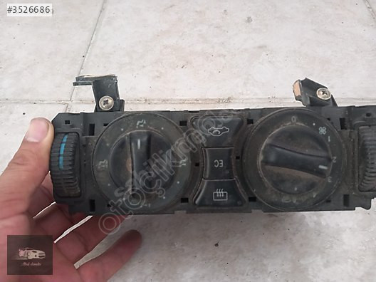 Mercedes E200 98 model benzinli kalorifer tuş paneli