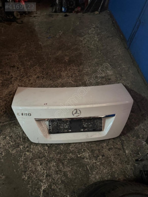 MERCEDES W204 HATASIZ BOYASIZ BAGAJ KAPAĞI BEYAZ RENK