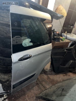 Ford Courier sol sürgülü kapı dolu çıkma orijinal