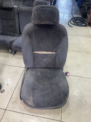 CİTRÖEN  XSARA    ÖN  KOLTUK