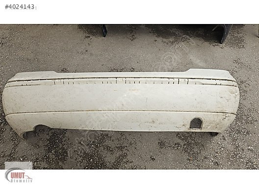 2003 model Ford Focus Sedan arka tampon