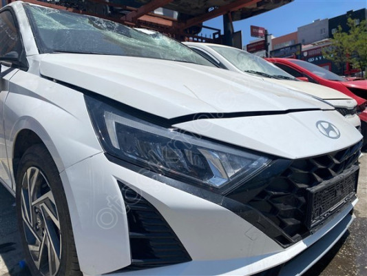 2024 Hyundai İ20 Sağ Ön Far