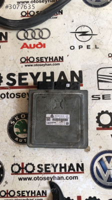 03L906023B Golf 6 1.6 cay motor beyni
