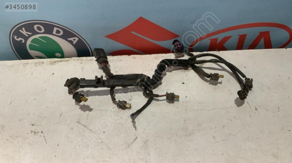 06H971824A audi a4 a6 a8 1.8 2.0 enjektör kablosu