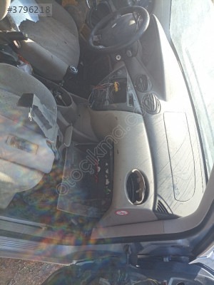 Ford focus 1 çıkma yedek parça
