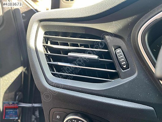 FORD FOCUS 4 KALORİFER IZGARASI ÜFLEMESİ ÇIKMA ORİJİNAL