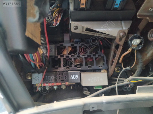 ÇIKMA VW BORA SİGORTA KUTUSU