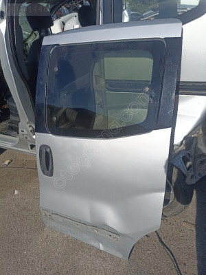 Fiat Fiorino sol sürgülü kapı