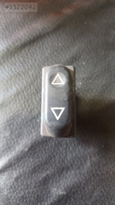 Peugeot 306 cam düğmesi