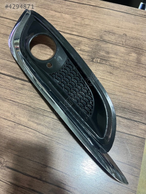 2014 2015 Opel Insıgnıa çıkma sis far çerçevesi sağ taraf