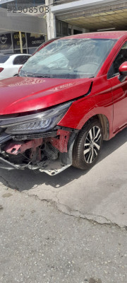 2021 VE 2024 HONDA CİTY SOL ÖN ÇAMURLUK ORJİNAL