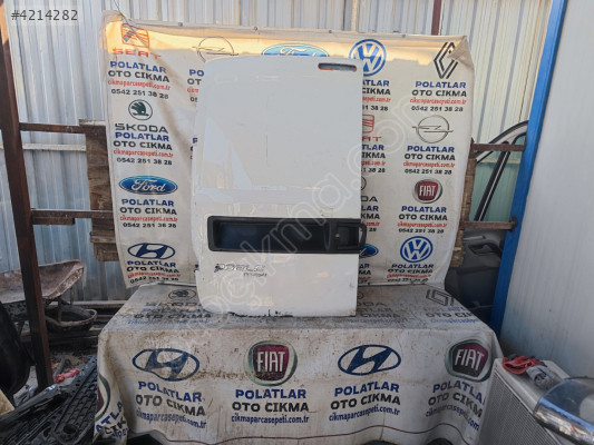 Fiat Doblo geniş aile bagaj kapağı