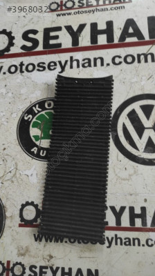 Golf 6 Orta Konsol Bardaklık Kapağı