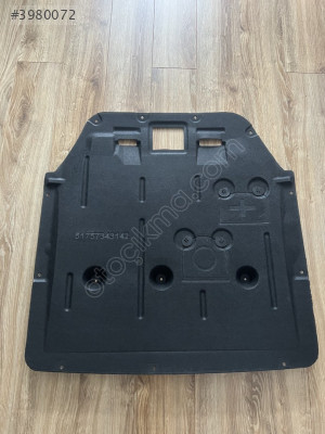 BMW X1 F48 - X2 F49 MOTOR ALT MUHAFAZASI ARKA 51757343142