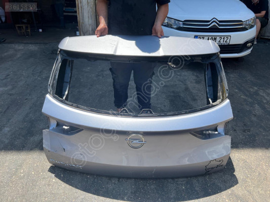 OPEL GRANDLAND X GRİ BAGAJ KAPAĞI ORJINAL HATASIZ