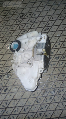 2006-2009 Honda Civic FD6 sağ arka kapı kilit motoru