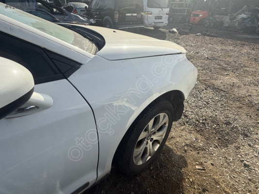 CITROEN C5 SAĞ ÖN ÇAMURLUK