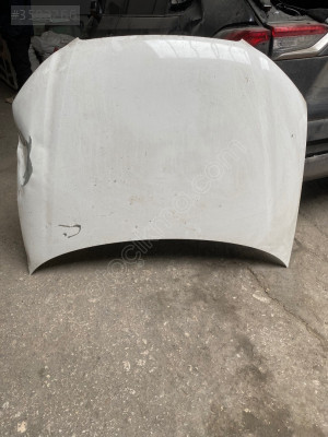 Audi A3 Az hasarlı çıkma orijinal kaput