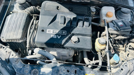 Chevrolet lacetti 1.6 16 valf komple motor
