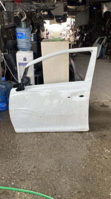 Opel corsa D model 2013 sol on kapı