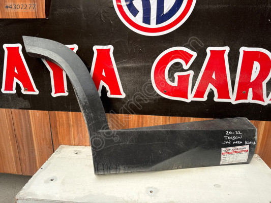 Hyundai TUScon ON sağ arka kapı bandı Çamurluk dodik