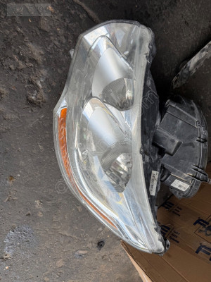 Citroën C4 sol ön far