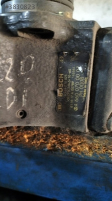 MERCEDES W639 VİANO MAZOT POMPASI A6480700201