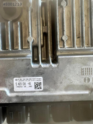 5a23e01-01 0261s103g0 - BMW 1 F40 MOTOR BEYNİ