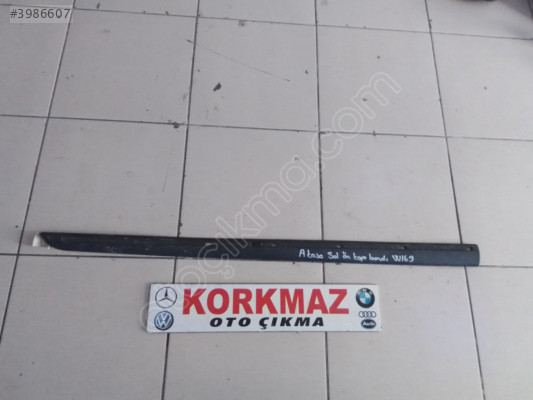 MERCEDES A KASA W169 SOL ÖN KAPI BANDI