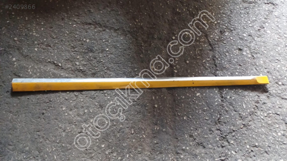 2006-2012 Hyundai Accent Era sağ ön kapı bandı