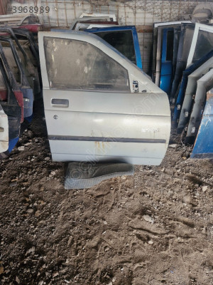 Lada vega sağ ön kapı