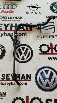 05C121064C T-cross  1.0 dla motor üstü su borusu