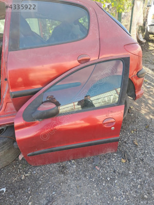 Pejo 206 sol ön kapı kırmızı dolu