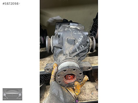 BMW E46 4.44 1214812 ÇIKMA KÜÇÜK KAFA ARKA DEFRANSİYEL